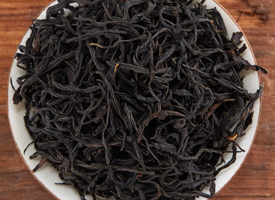 浓香型桐木关茶叶